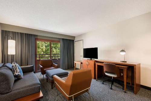 Sonesta Select San Jose Airport image 30